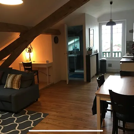 Apartment Jeanne Marie *